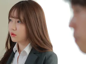 Có người đột nhiên xuất hiện trong lúc quan hệ tình dục hoang dã ở rừng Cửu Phong, video bị lỗi và được đăng lại!