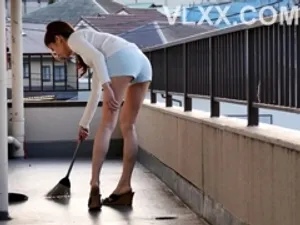 Mối tình ngắn ngủi với cô nàng cạnh nhà đã có Anh xã cạnh bên